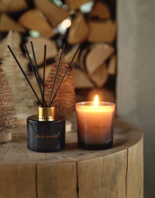 106012645 Dark woods duftlys stort