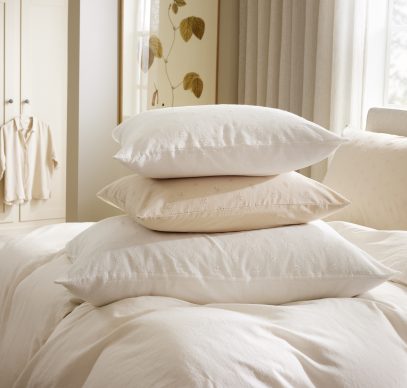 106013639 106013640 Marna hamp bomull putevar cream 106013641 Marna hamp bomull putevar 50x70 beige